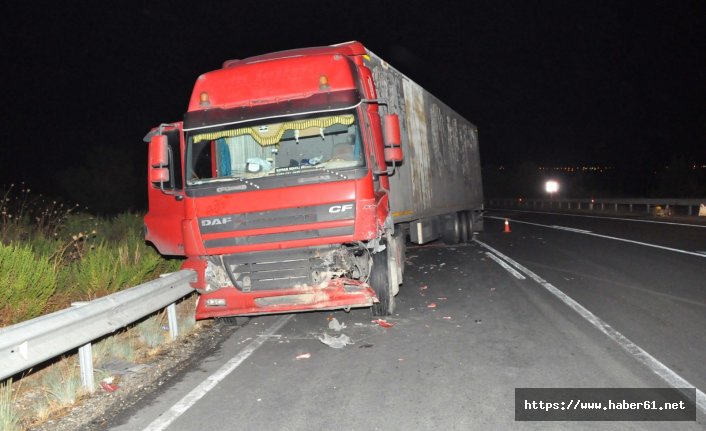 Antalya'da aynı yerde iki ayrı trafik kazası: 5 yaralı