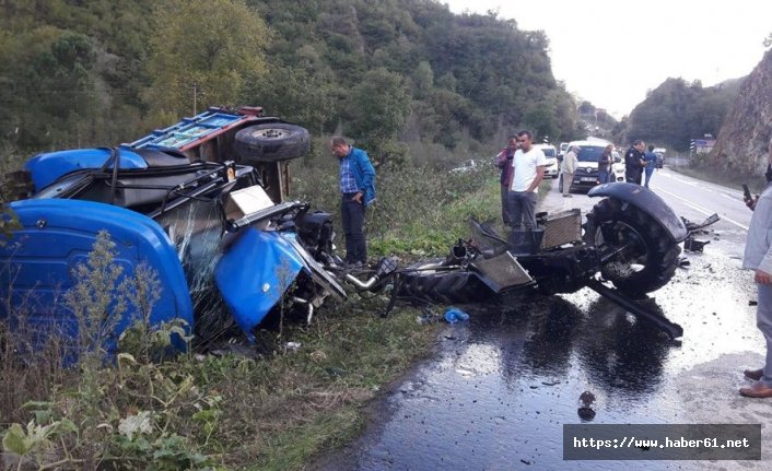 Ordu'da Traktör ile otomobil çarpıştı: 2 yaralı 