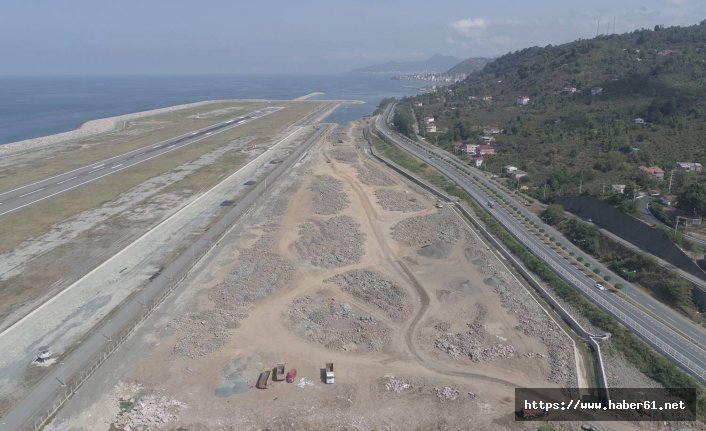  Denize havaalanı karayla birleşti 