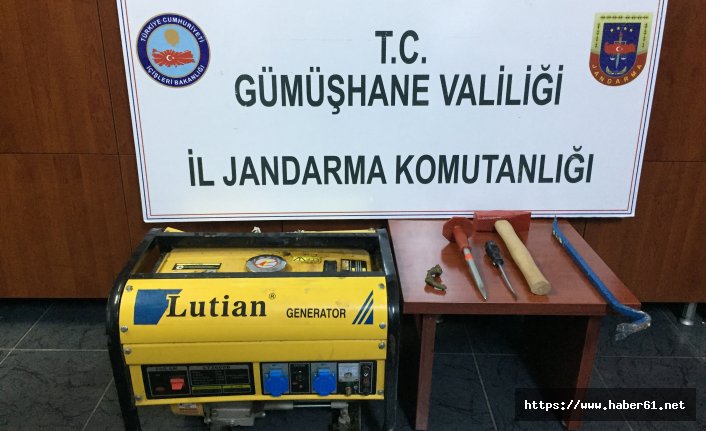 Santa Antik Kentindeki kaçak kazı yapanlar Jandarma’dan kaçamadı 