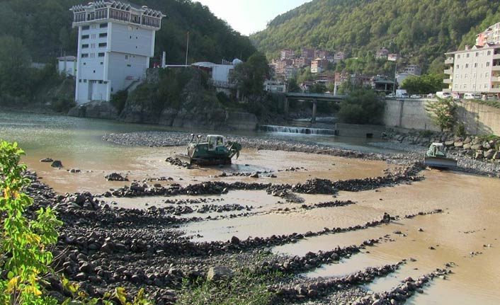 Borçka çirkin görüntülerden kurtulacak