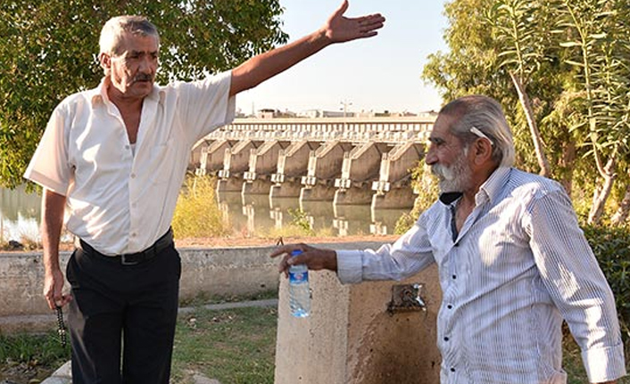 Alkol alan yaşlı adam kendini nehre bıraktı