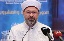 Diyanet İşleri Başkanı Ali Erbaş: “Gençliği ihmal edenler bir ülkenin geleceğini imha etmiş olurlar” 