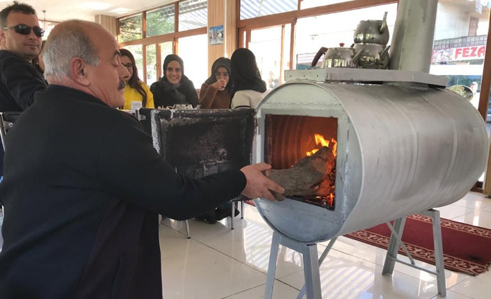 Soba fiyatını çok bulunca kendi sobasını yaptı