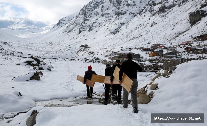 Rize'de tahtalı kayak eğlencesi başladı