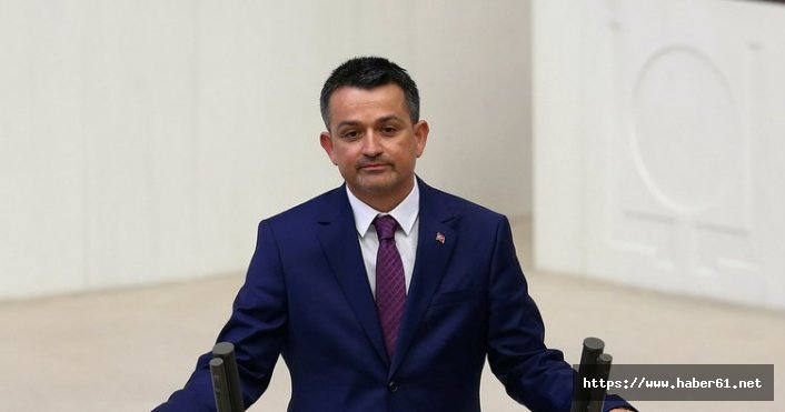 Pakdemirli: "Genç kardeşlerimizin köylerinde kalmasını istiyoruz"