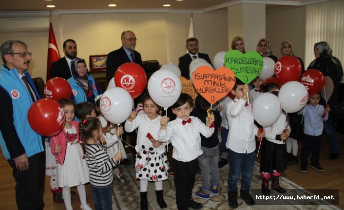 Öğle yemeği için aldığı tostu Yemenli kardeşlerine bağışladı 