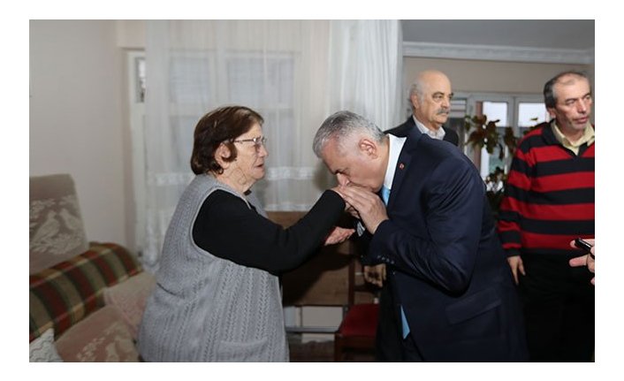 Yıldırım'dan Ukrayna'da öldürülen genç kızın ailesine taziye ziyareti