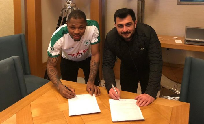 Giresunspor'da imzalar atıldı