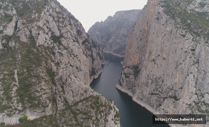 Cesedi 2 gündür kayalıklardan alınamadı