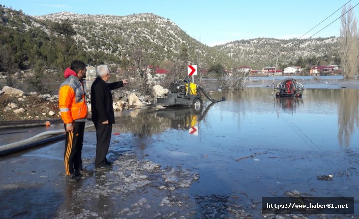 200 ev sular altında kaldı