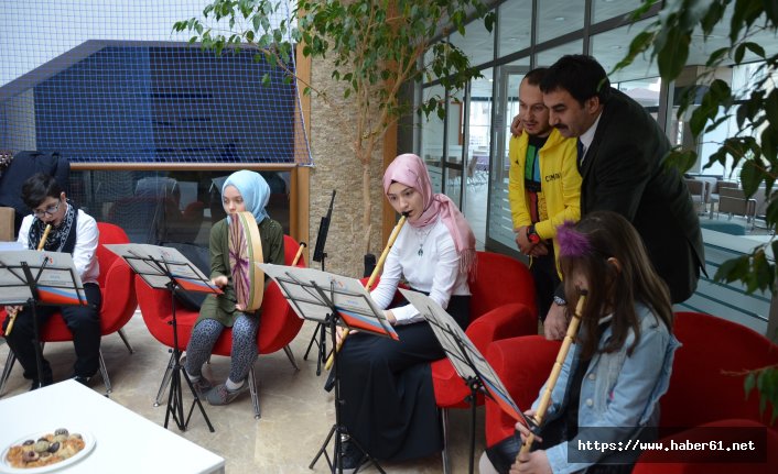 Rize'de açılan kurslar aileleri bir araya getiriyor