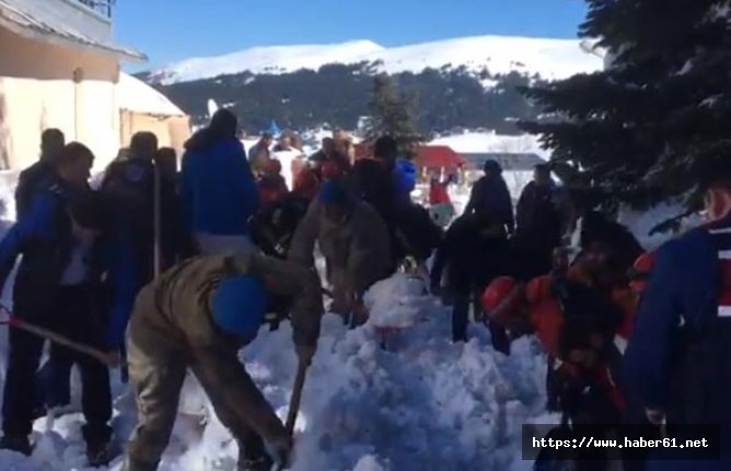 Son dakika! Uludağ'da kar altında mahsur kaldılar!