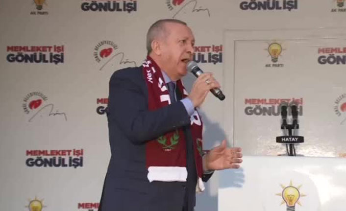 Erdoğan'dan CHP'ye: "Her seçimi ellerine yüzlerine bulaştırıyorlar"