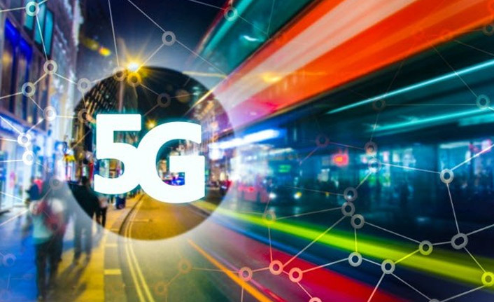 5G katlanabilir telefonlarda 4K video deneyimi