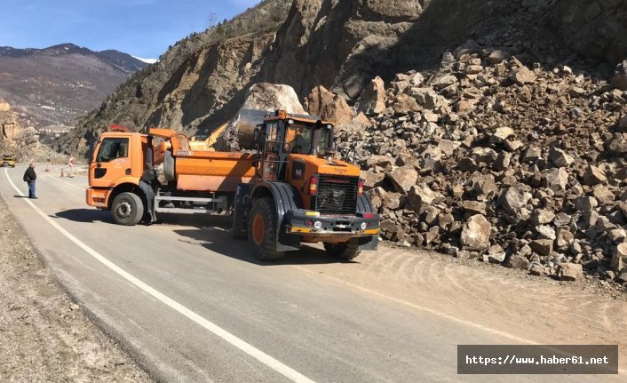 Tirebolu'da ulaşım tek yönlü sağlanıyor