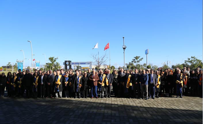 Trabzon'da yangın çıkan üniversitede eğitime kaldığı yerden devam edildi. 18 Mart 2019