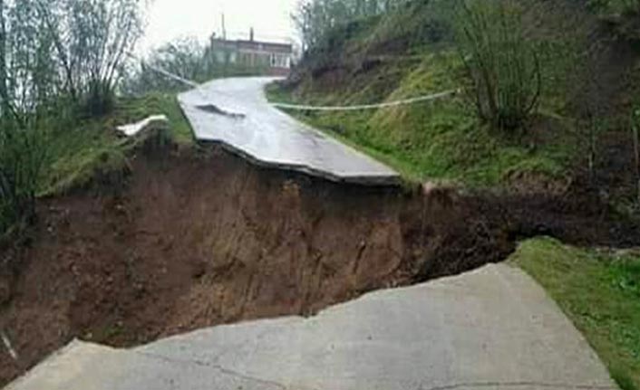 Ordu'da aşırı yağın heyelan getirdi!