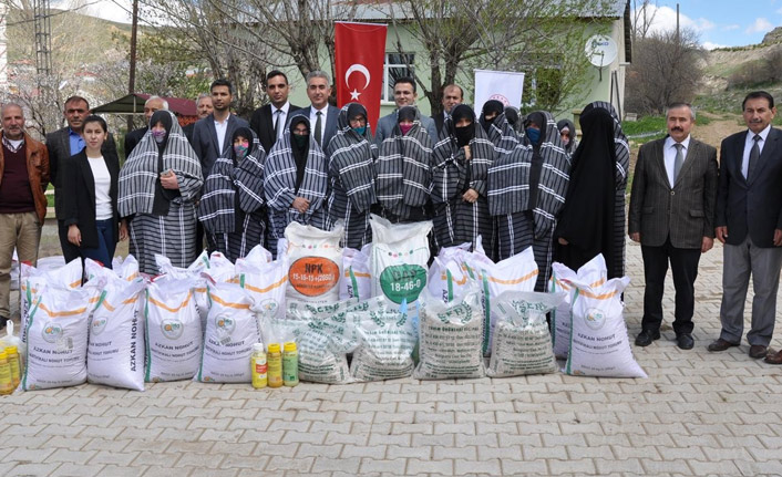 Gümüşhane’de ‘Kadın Yetişirse Her Şey Yetişir’ projesi