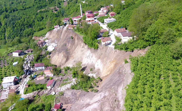 Erdoğan Ordu'daki heyelan hakkında bilgi aldı