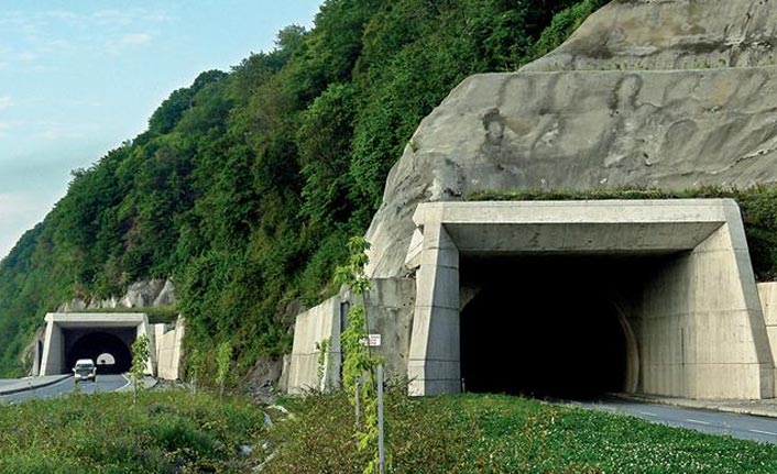 Rize Çayeli tünelinde çalışma