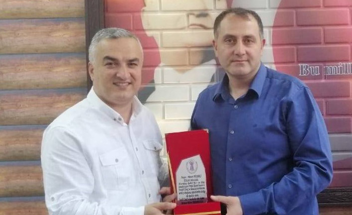 Külekçi’ye baba ocağından plaket