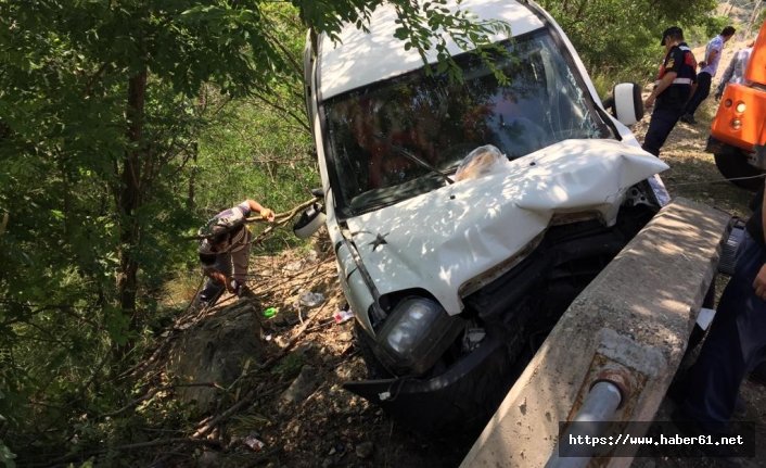 Artvin'de trafik kazası! ölü ve yaralılar var!