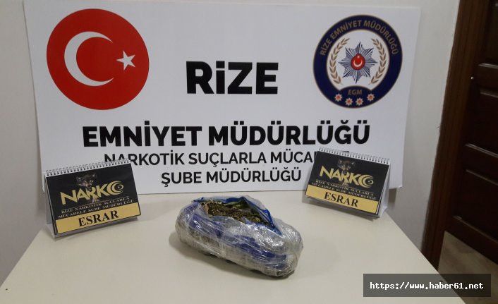 Rize'de 1 kilo esrar yakalandı!