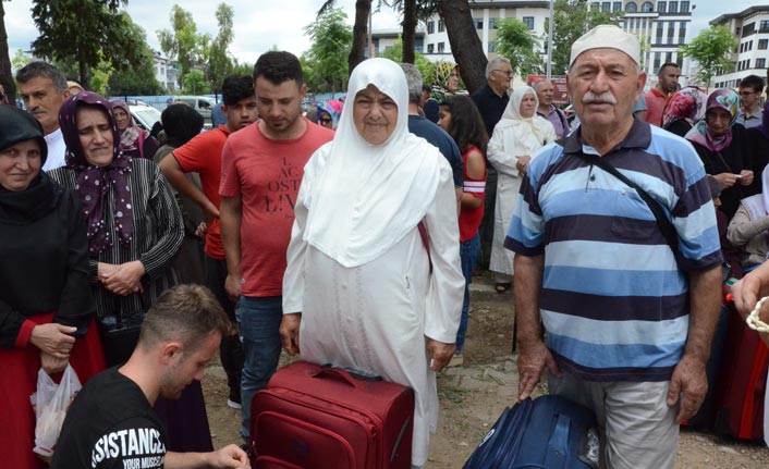 Ordu'da İlk hacı adayları kutsal topraklara uğurlandı