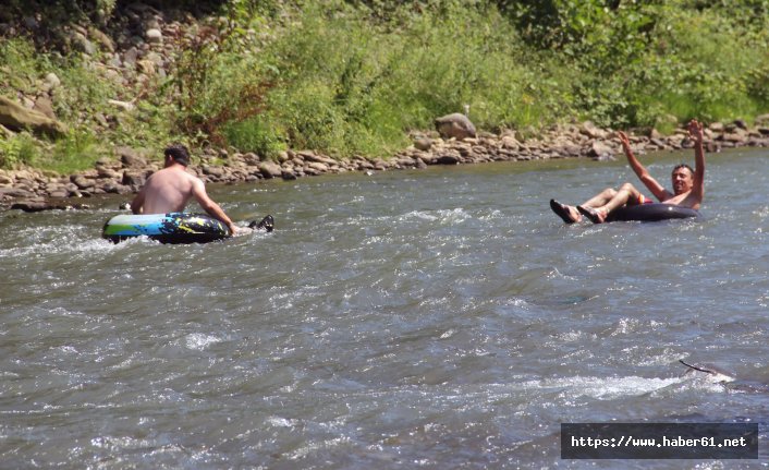 Giresun'da şambrel rafting heyecanı 