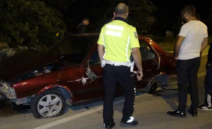 İlginç kaza, otomobil var sürücüsü yok