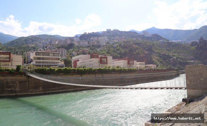 Çoruh Nehri üzerinde 11 köprü tarihe meydan okuyor