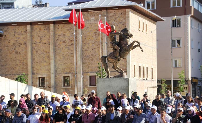 Saray Bahçesi’nde Dede Korkut coşkusu