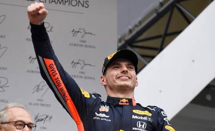 Formula 1 Almanya GP'sinde kazanan Max Verstappen