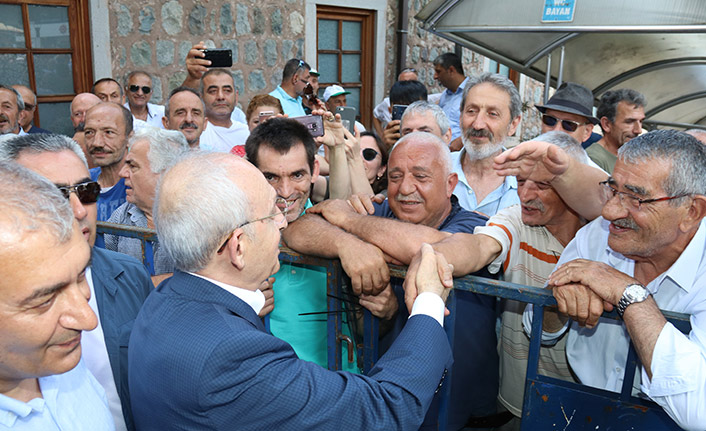 Kılıçdaroğlu: “Çay olmazsa Rize olmaz, fındık olmazsa Karadeniz olmaz” 