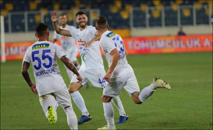 Çaykur Rizespor ilk maçını kazandı!