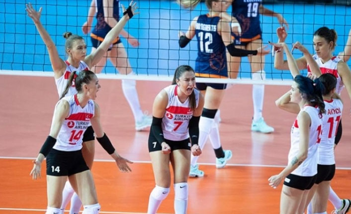 A Milli Kadın Voleybol Takımı yarı finalde