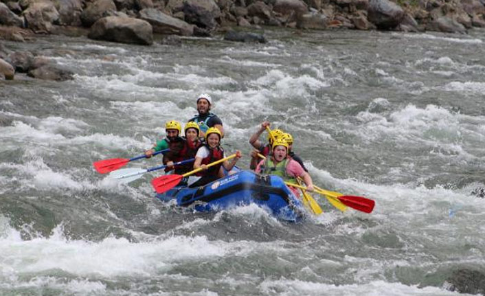 Fırtına Deresi'nde rafting heyecanı