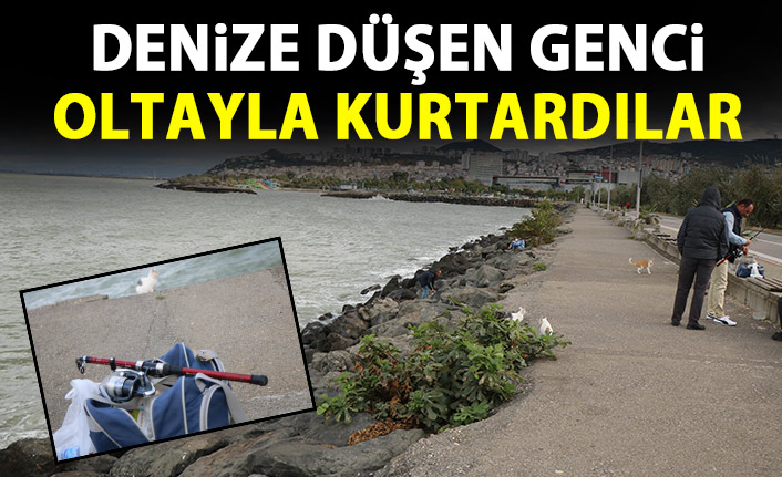 Denize düşen genci oltayla kurtardılar