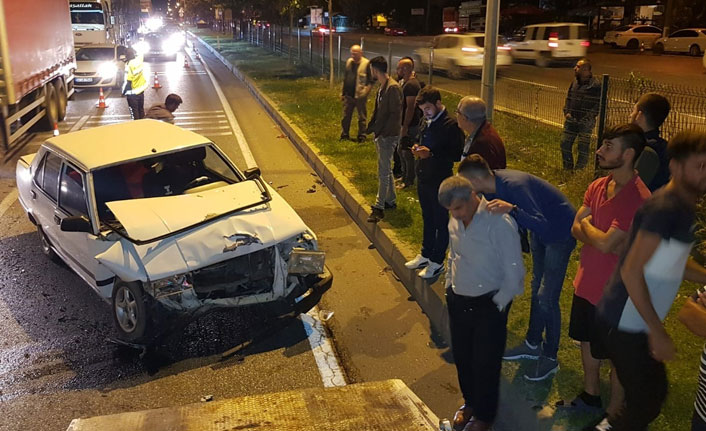 Alkollü sürücü kırmızı ışıkta duramadı araca çarptı