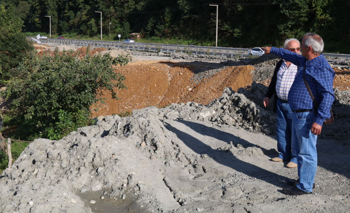 Deniz kenarına dökülen hafriyata tepki