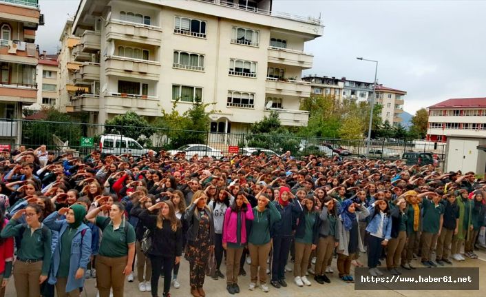 Öğrencilerden mehmetciğe moral mektubu!