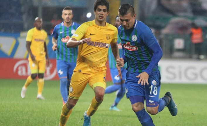 Rizespor Ankaragücü'nü geçti