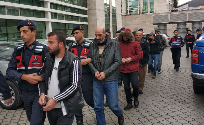 Samsun'da jandarmadan uyuşturucu operasyonu! 8 kişi adliyede