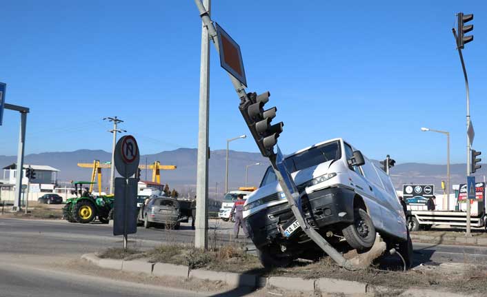 Bolu’da zincirleme trafik kazası