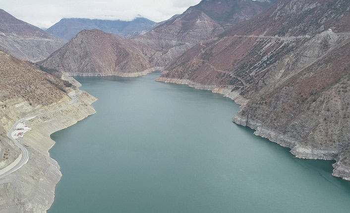 Türkiye'nin en hızlı akan nehri göle döndü