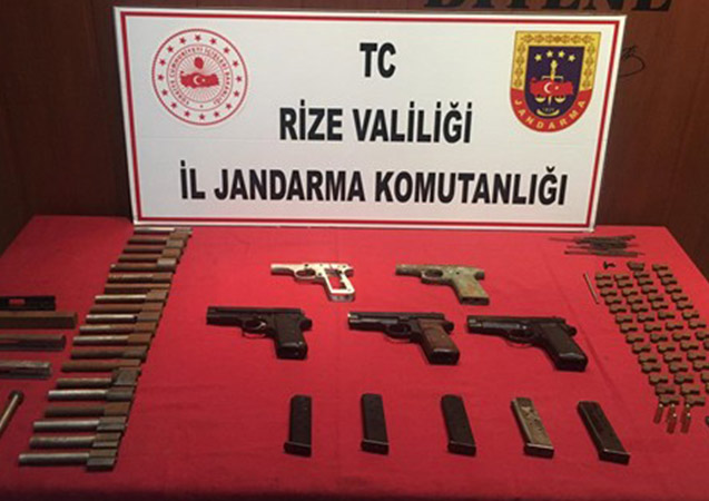 Rize'de jandarma operasyonunda suçlulara göz açtırmadı