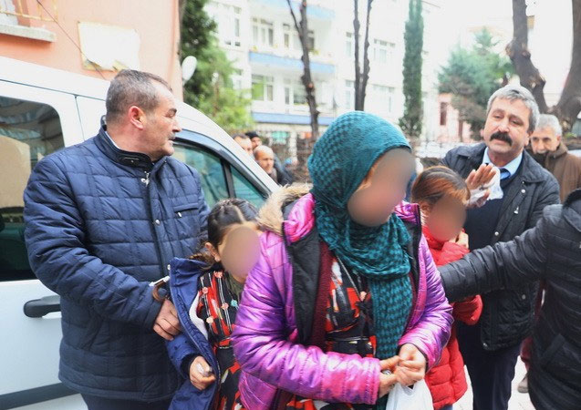 Zabıta, ‘dilenmeyi meslek haline getiren’ dilencilere göz açtırmıyor