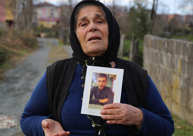 4 yıldır kayıp oğlunun yolunu gözlüyor