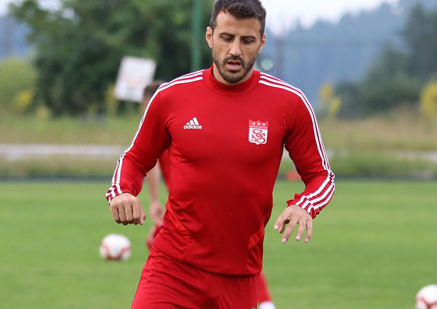 Trabzonlu Caner Osmanpaşa Sivasspor'un en istikrarlısı!